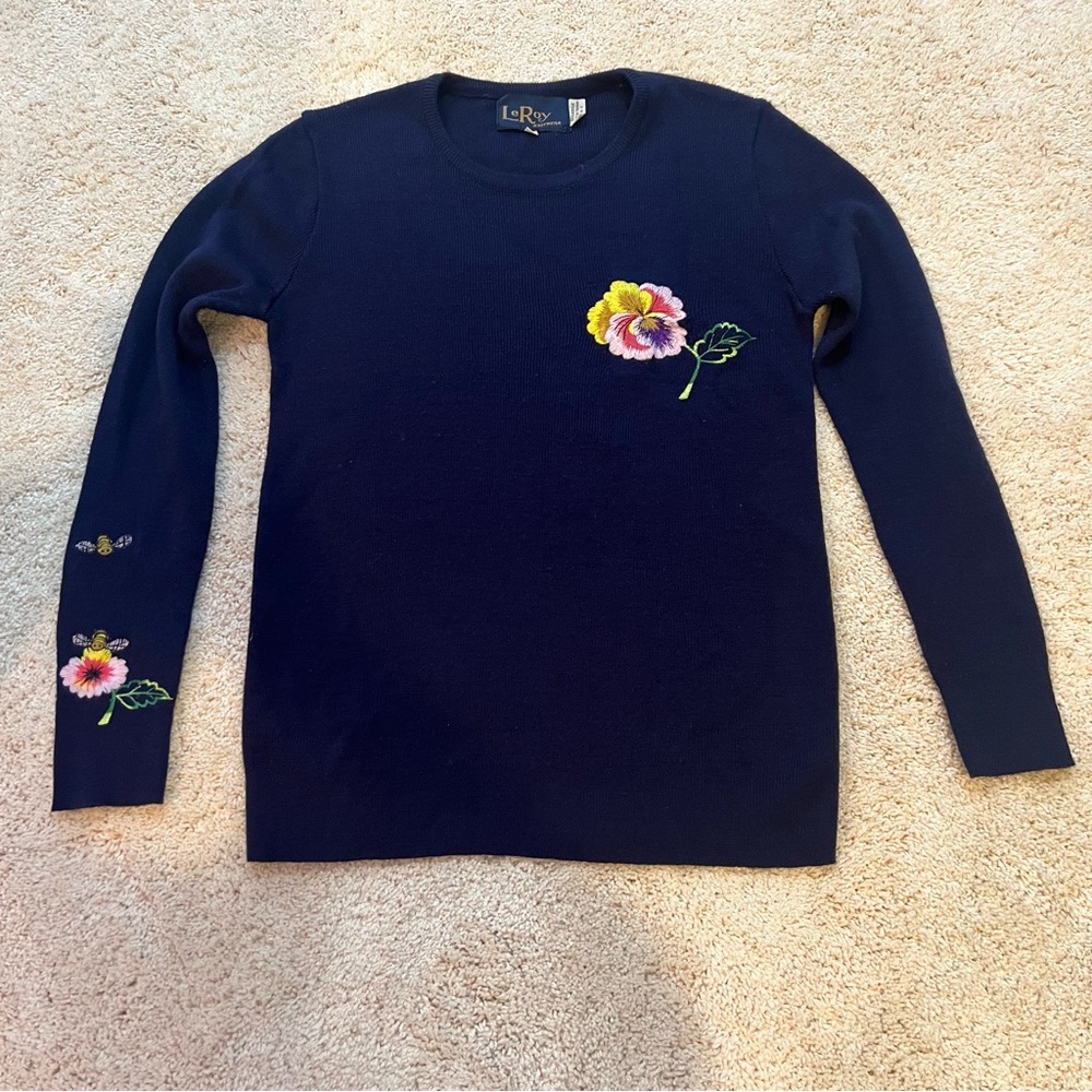 LeRoy Vintage Navy Sweater with Flower and Bee Embroidery Size Small